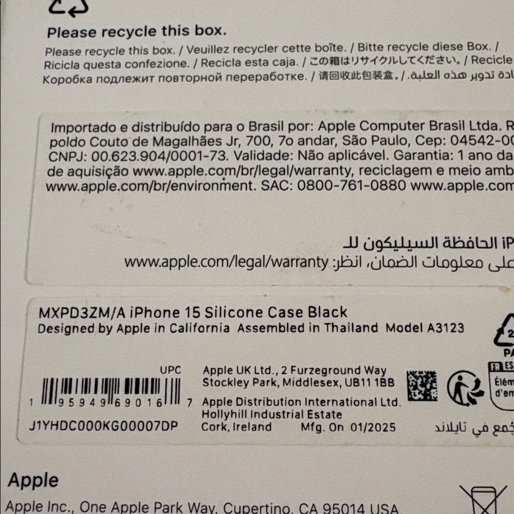 Apple iPhone 15 16e Case Black Silicone MagSafe Onn clear standard protection